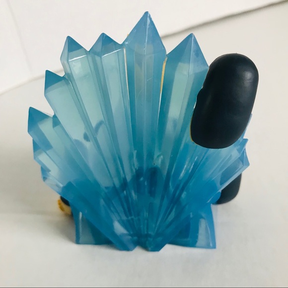 Adventure Time Ice King Gunter Collectible Figure - Picture 6 of 13